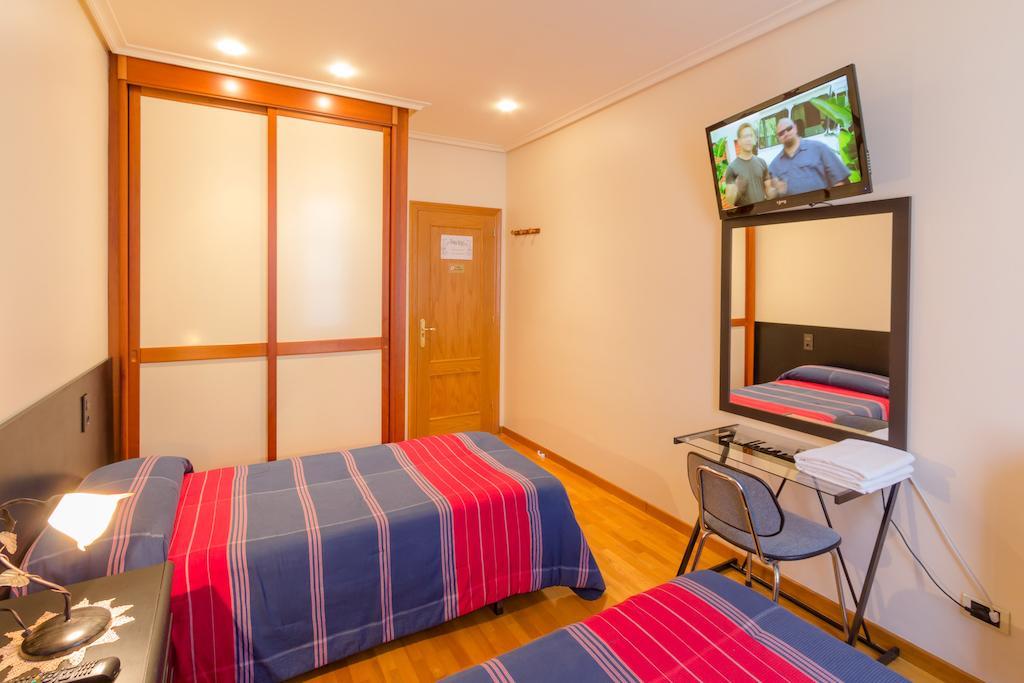 Pension Logrono Ngoại thất bức ảnh