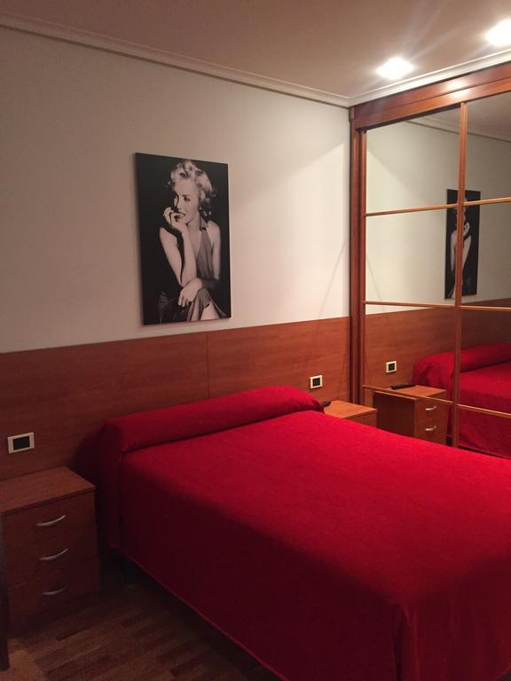 Pension Logrono Ngoại thất bức ảnh